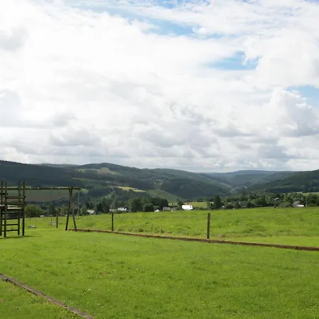 Spacious And Well Cared-for House With A Panoramic View, Sauna And A Summer Pool